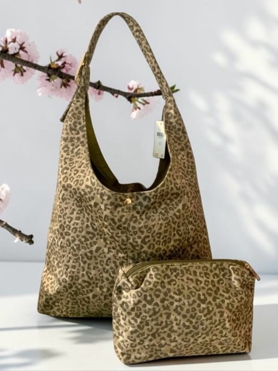 Anthropologie Handbags - NWT ANTHROPOLOGIE LOVE KNOT SLOUCHY TOTE W/POUCH